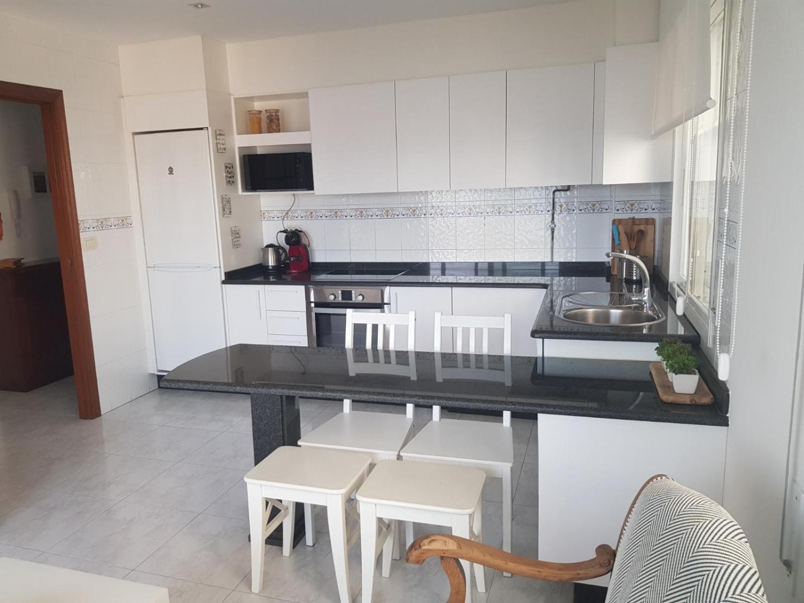 Coqueto Apartamento En Raxo, Sanxenxo Экстерьер фото